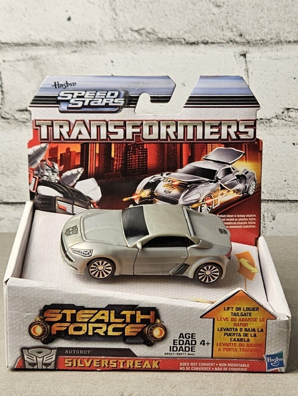Hasbro Transformers Stealth Force Silverstreak Autobot Speed Stars 2010 New